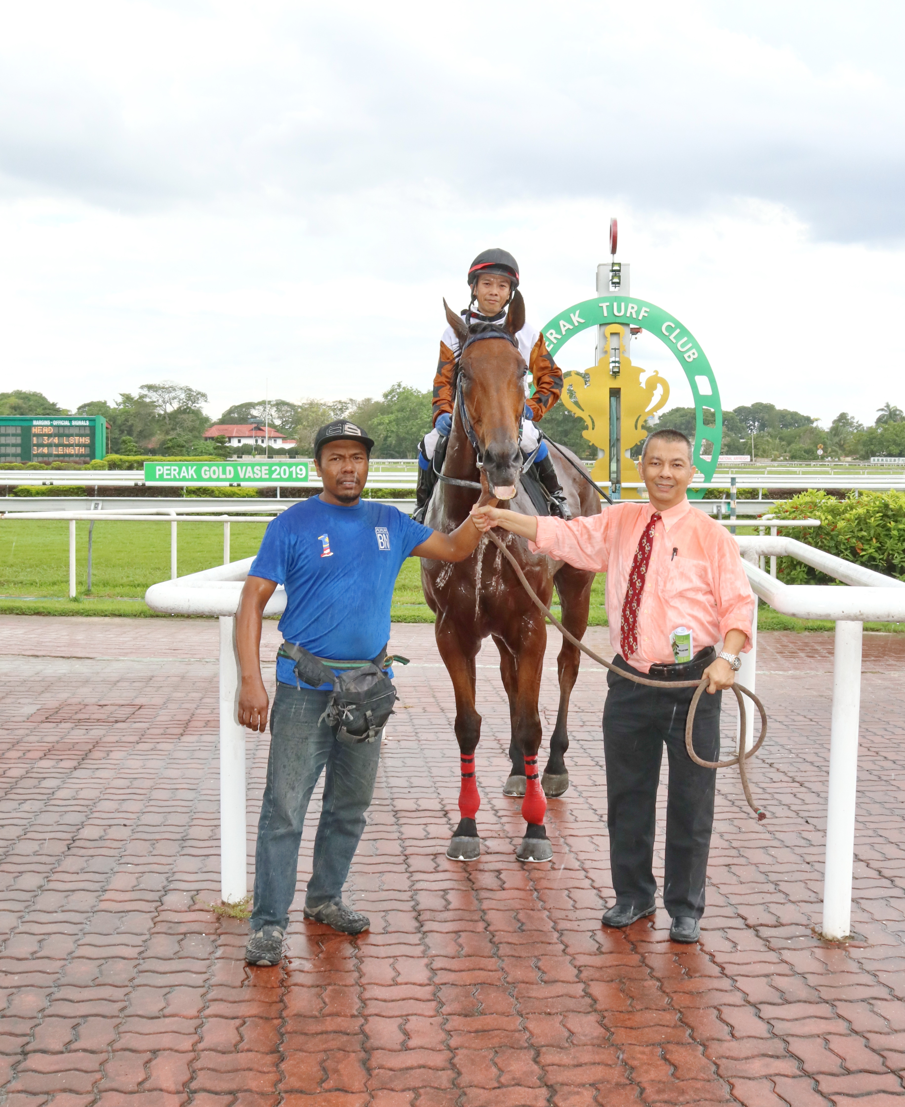 PROUD PINOY  Selangor Turf Club